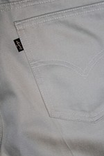 Levis Damen Jeans Hose 524 STAR-PREST Bootcut High Waist W30 L32 beige*