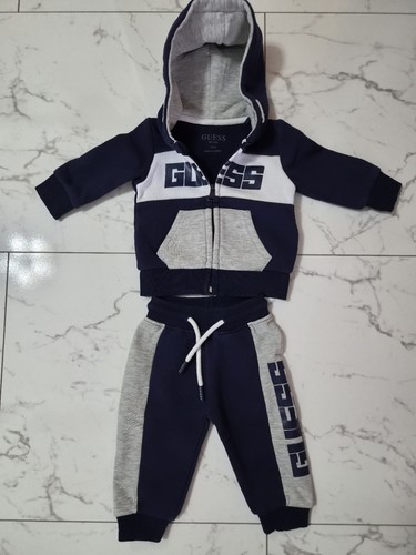 Baby trainingsanzug von - ,