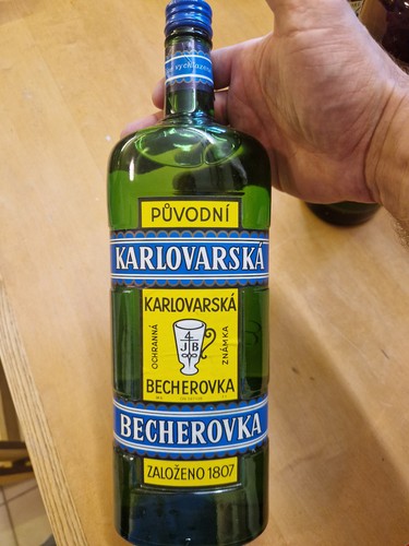 Karlovarska becherovka jan - -,