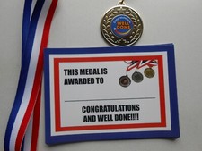 GUT GEMACHT UND GRATULATIONEN