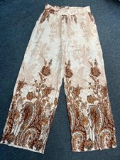 Sommerliche Weite Hose mit