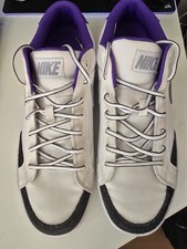 Neuwertiger Nike Capri II