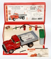 Schuco Elektro-Fernlenk-Lkw