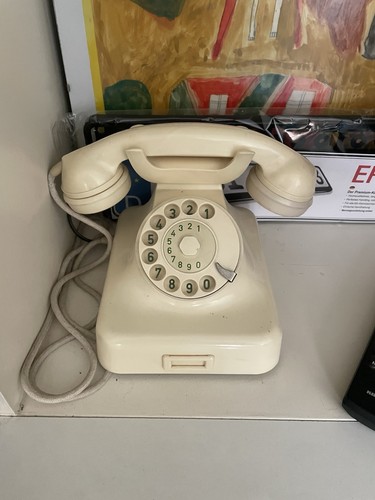 Altes telefon bakelit - altes,