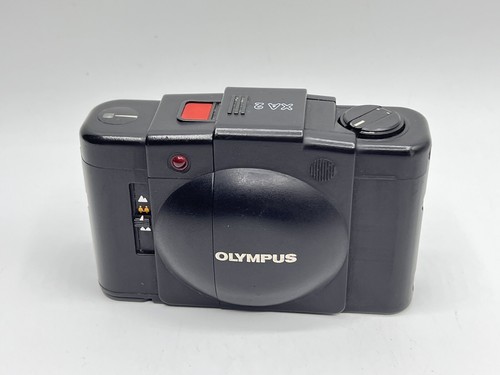 Olympus zuiko 35mm - xa, 2
