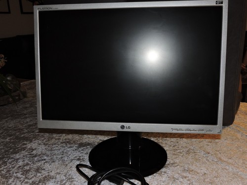 Flatron 225 monitor - lg,