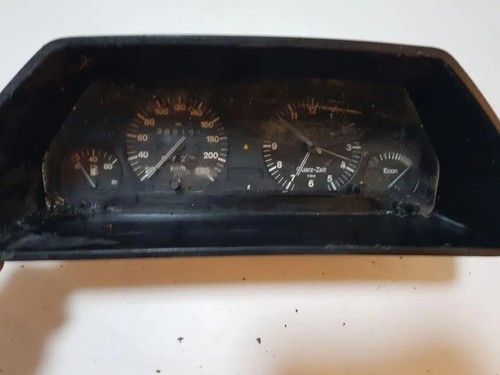 Audi 100 5000 kombiinstrument - 100,