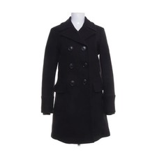 Prada Linea Rossa, Mantel