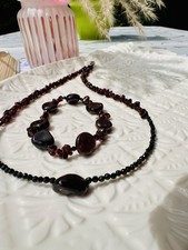 Elegantes Edelstein-Set: Kette