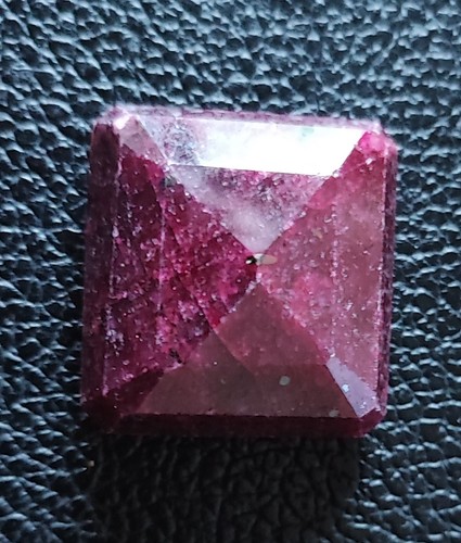 Rubin roter - -,