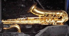 YAMAHA Tenorsaxophon YTS-275 gebraucht mit Koffer