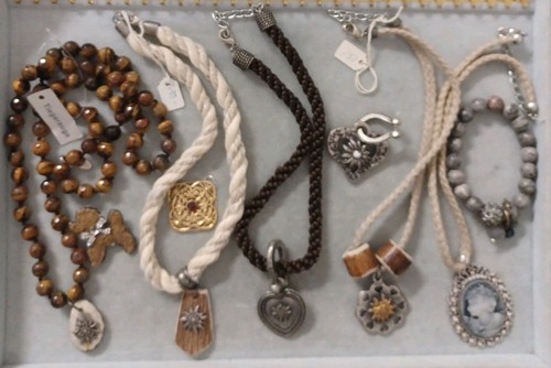 Trachten schmuck halsketten - trachten-schmuck,