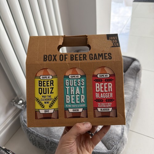 Schachtel mit bierspielen von - mit,