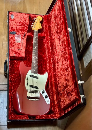 Fender japan mustang - fender,