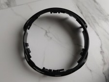 Grill Kühlergrill Logo Träger Mercedes GLA W156 A1568880500 in Köln