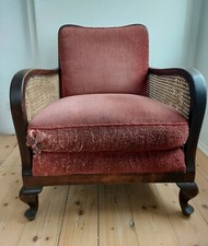 Alter Sessel mit Korbgeflecht zum Aufarbeiten