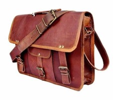 Neue braune Ziegenledertasche