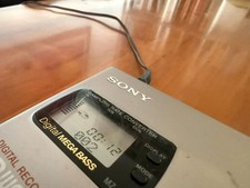 Sony MZ R30 MD Walkman