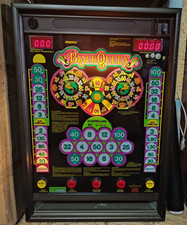 Geldspielgerät Crown "Black Queen"