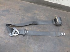 VW T4 Multivan 1 Gurt vorne rechts oder links passend 701857805B B-Säule