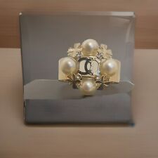 Chanel Cuff Armband CC