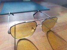 Sonnenbrille aus den 80er 70er