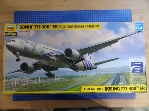 Zvezda 7012 boeing - 7012, 777-300er