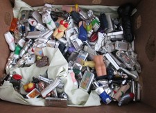 Ca. 300 Spassfeuerzeuge, Feuerzeuge aus einer großen Sammlung