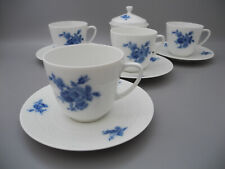 Hutschenreuther 4 Kaffeetassen TRADITION blaue Rose Untertassen Zuckerdose