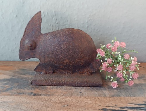 Hase osterhase aus altem eisen - osterhase,