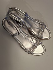 Sandaletten mit Keilabsatz