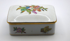 22013/ Herend Queen Victoria