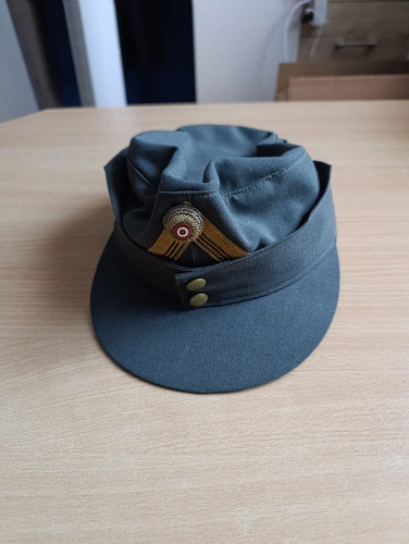 Bergmütze bundesheer eines - ,
