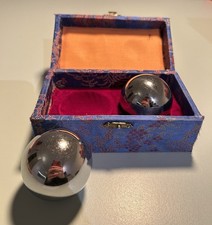 Chinesische Meditationskugeln, Klangkugeln mit Originalschatulle