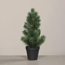 Künstlicher Tannenbaum Grün