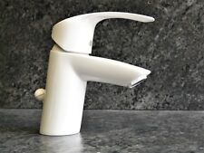 Grohe Eurosmart Waschtischarmatur Weiss (RAL 9010), Einhebelmischer, Wasserhahn