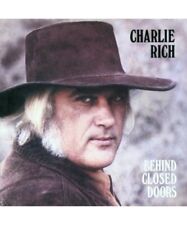 Hinter verschlossenen Türen