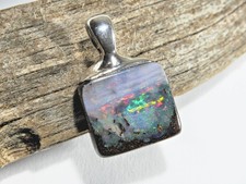 Opal Anhänger, Boulder Opal