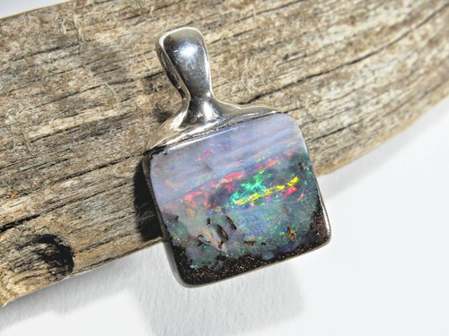 Opal anhänger boulder - anhänger,,
