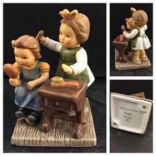 Berta Hummel  BH 237 Pretty as