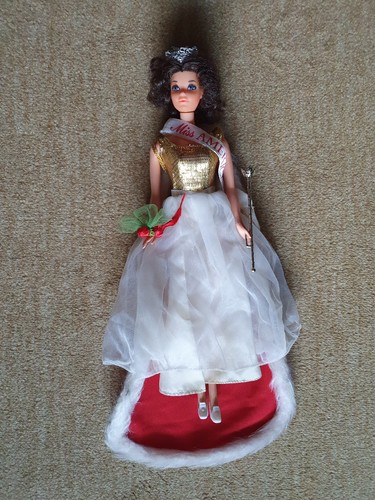 Barbie vintage walk - vintage, lively