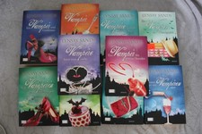 10 Vampirromane von Lynsay