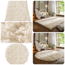 Echte griechische Handwerkskunst: Flokati-Schurwollteppich "Diana" by TaraCarpet