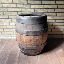 Antikes Bierfass Ritter