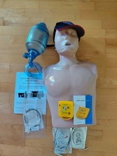 Reanimationspuppe-"Prestan",gebraucht+Trainings AED+Beatmungsbeutel-2x vorhanden