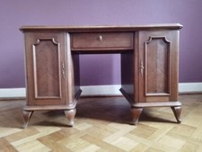 Antiker Schreibtisch aus massiver Eiche