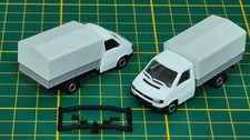 H0 1:87 VW Transporter T4 Pritsche / Plane 2x Bastelrester + Dreiachser Anhänger