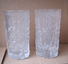 2 Trinkgläser, Strukturglas