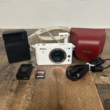 Nikon 1 J1 Mirrorless Digital