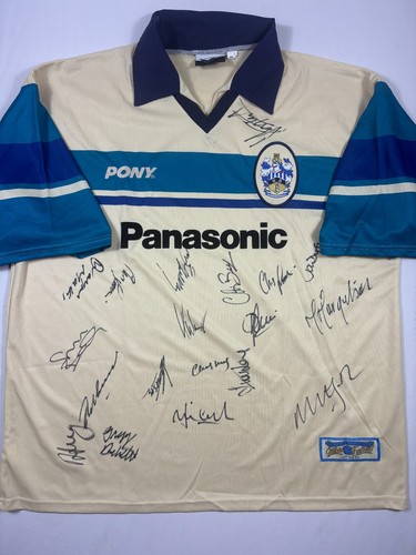 Huddersfield town pony - pony, away